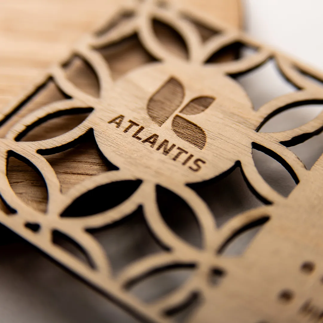 drevená vizitka ukážka